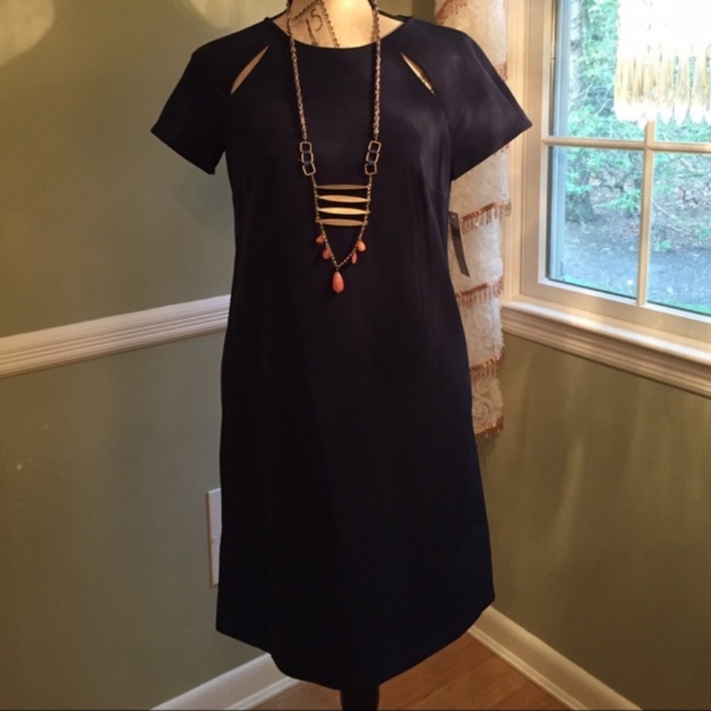 Donna Morgan Shift Silhouette Dress Subtle Clavicle Cutouts‎ New Size 4 NWT Navy